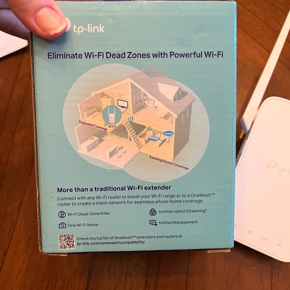 TP-Link White Dual Band Wi-Fi Extender - Picture 5 of 7
